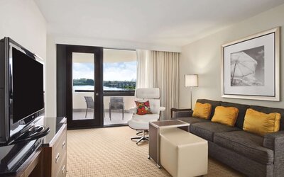 Hilton Miami Airport Blue Lagoon