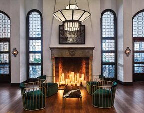 Hotel Figueroa, Unbound Collection by Hyatt
