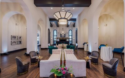 Hotel Figueroa, Unbound Collection by Hyatt