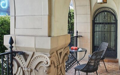 Hotel Figueroa, Unbound Collection by Hyatt