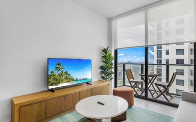 Brand-New Luxury 1BR  - Rooftop pool