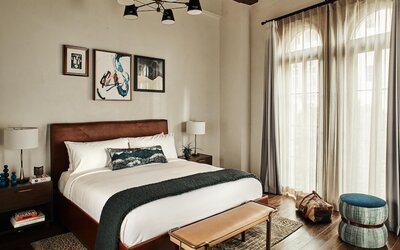 Hotel Figueroa, Unbound Collection by Hyatt