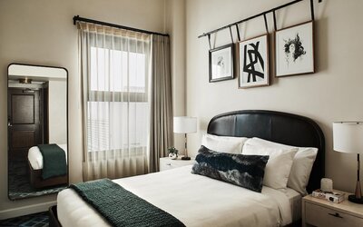 Hotel Figueroa, Unbound Collection by Hyatt