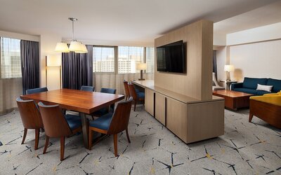 Sheraton Gateway Los Angeles Hotel