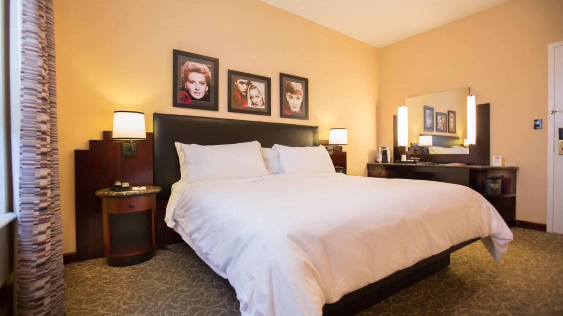 Washington Square Hotel
