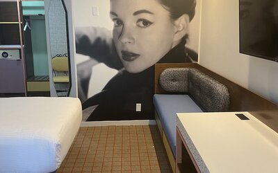 The Hollywood Franklin Hotel near Universal Studios