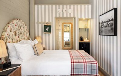 Le Petit Pali Brentwood West Los Angeles