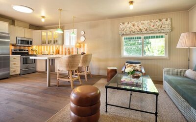Le Petit Pali Brentwood West Los Angeles