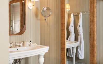 Le Petit Pali Brentwood West Los Angeles