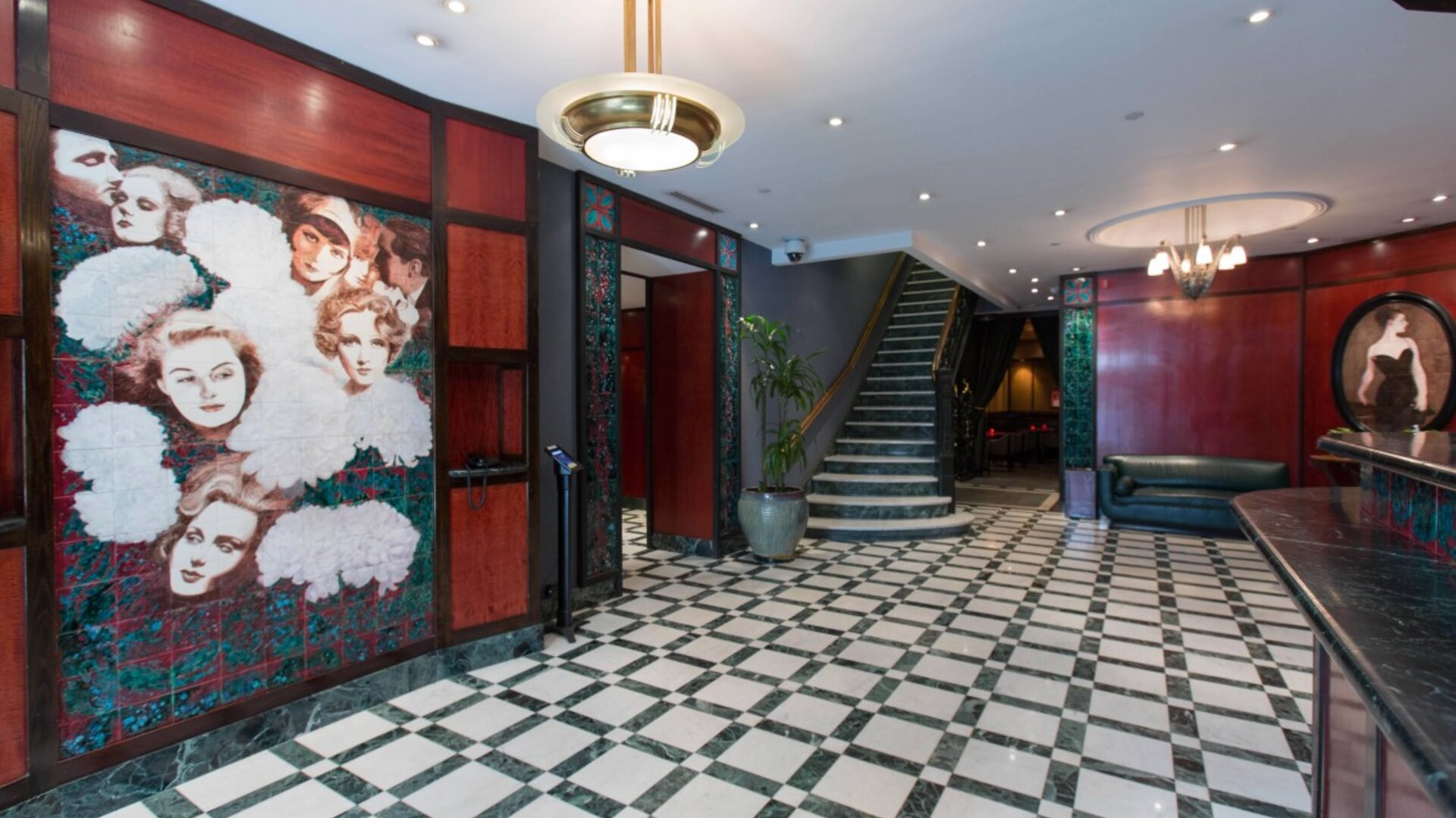 Washington Square Hotel