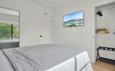 Prestige Retreat by Renzzi
