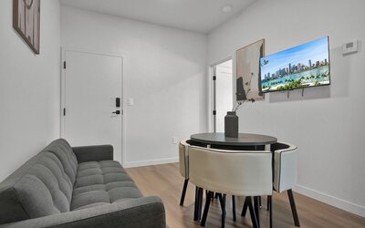 Prestige Retreat by Renzzi