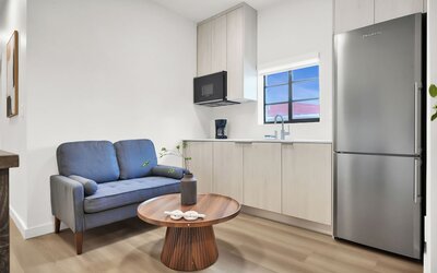 Prestige Retreat by Renzzi