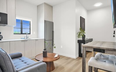 Prestige Retreat by Renzzi