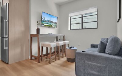 Prestige Retreat by Renzzi