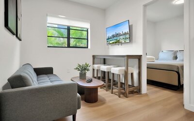 Prestige Retreat by Renzzi
