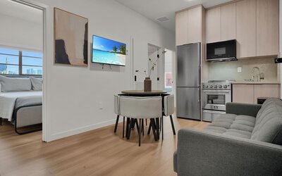 Prestige Retreat by Renzzi