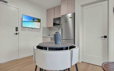 Prestige Retreat by Renzzi