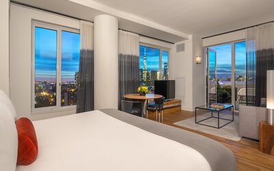 Hotel Indigo Lower East Side New York by IHG