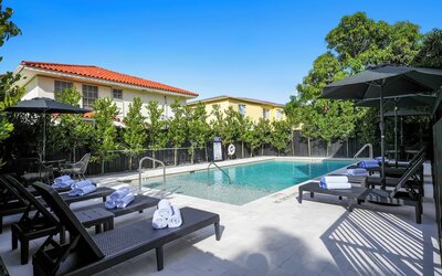 Prestige Retreat by Renzzi