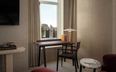 Four Seasons Hotel New York Downtown