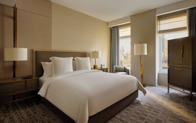 Four Seasons Hotel New York Downtown