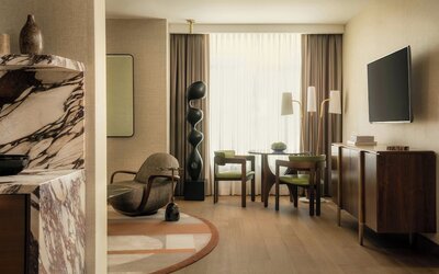 Four Seasons Hotel New York Downtown