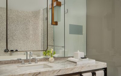 Four Seasons Hotel New York Downtown