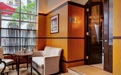 Hotel Giraffe by Library Hotel Collection