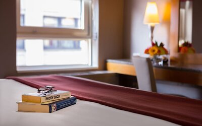 Hotel Giraffe by Library Hotel Collection