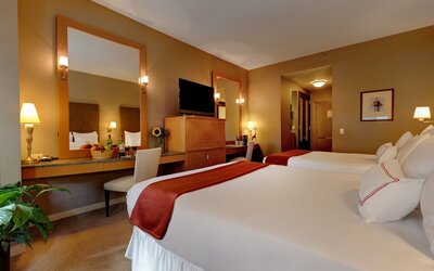 Hotel Giraffe by Library Hotel Collection