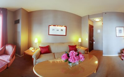 Hotel Giraffe by Library Hotel Collection