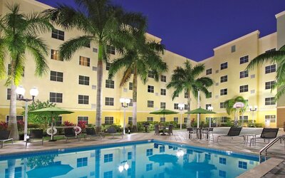 Homewood Suites by Hilton Miami Airport West
