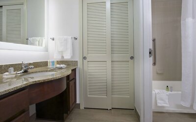 Homewood Suites by Hilton Miami Airport West