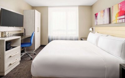 DoubleTree by Hilton New York Times Square West