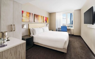 DoubleTree by Hilton New York Times Square West