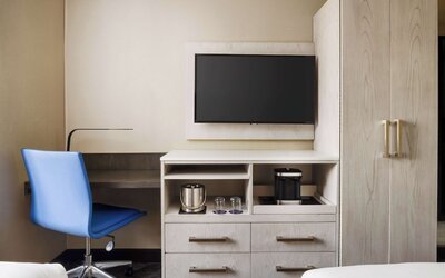 DoubleTree by Hilton New York Times Square West