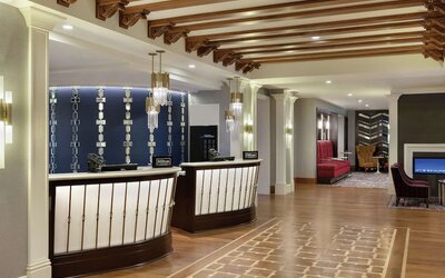 Hilton Checkers Los Angeles