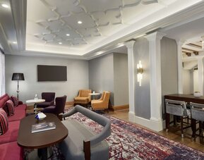 Hilton Checkers Los Angeles
