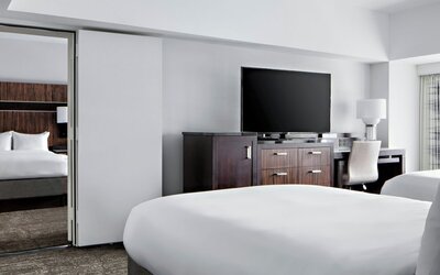 New York Marriott Marquis