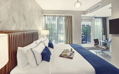 Artezen Hotel