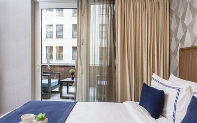 Artezen Hotel