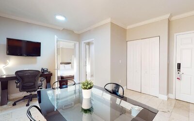 Nuvo Suites Hotel