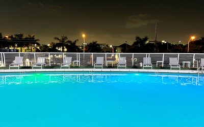 Nuvo Suites Hotel
