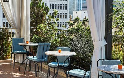Hotel Per La, Autograph Collection