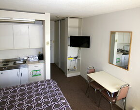 Day use room with kitchen at Alexandra Hotel.