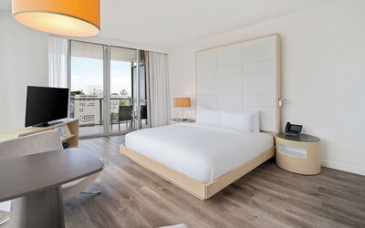 The Grayson Miami Downtown