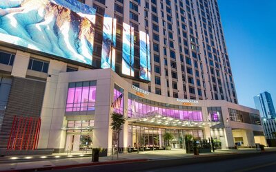 Courtyard Los Angeles L.A. LIVE
