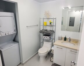 Midblock Miami