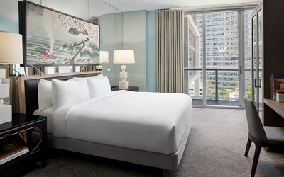 W Miami
